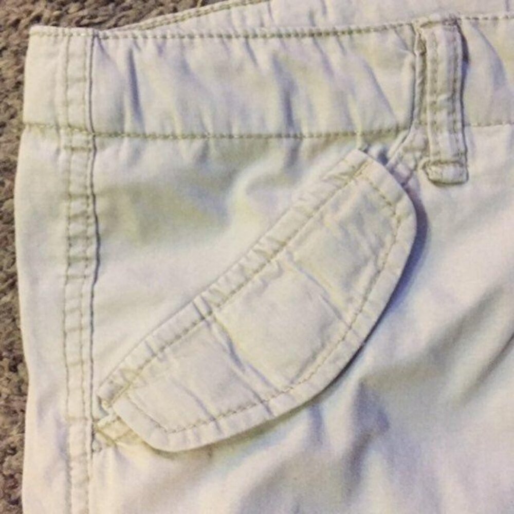Chaps Cargo Shorts Mens 40 Used Hudson Beige - Picture 3 of 9